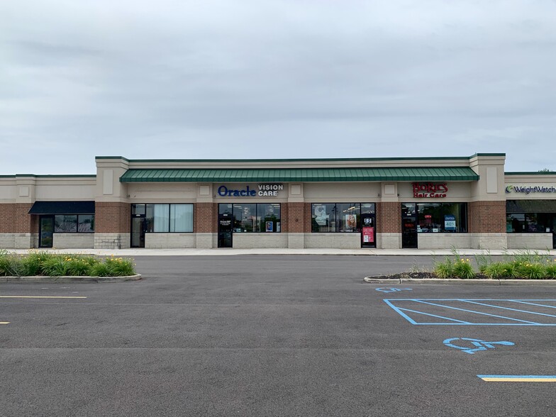 7041-7131 Airport Hwy, Holland, OH en alquiler - Foto del edificio - Imagen 3 de 4