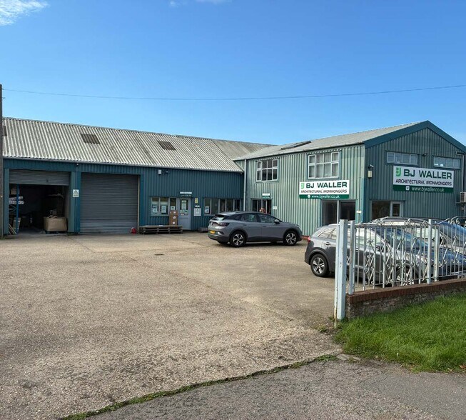 20 Wilburton Rd, Stretham en venta - Foto del edificio - Imagen 3 de 9
