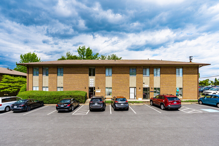 1978-1988 Opitz Blvd, Woodbridge, VA en alquiler - Foto del edificio - Imagen 2 de 9