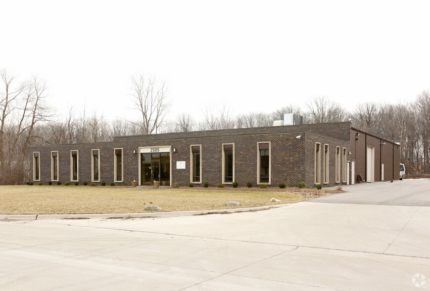 2505 Industrial Row Dr, Troy, MI en venta - Foto principal - Imagen 1 de 3