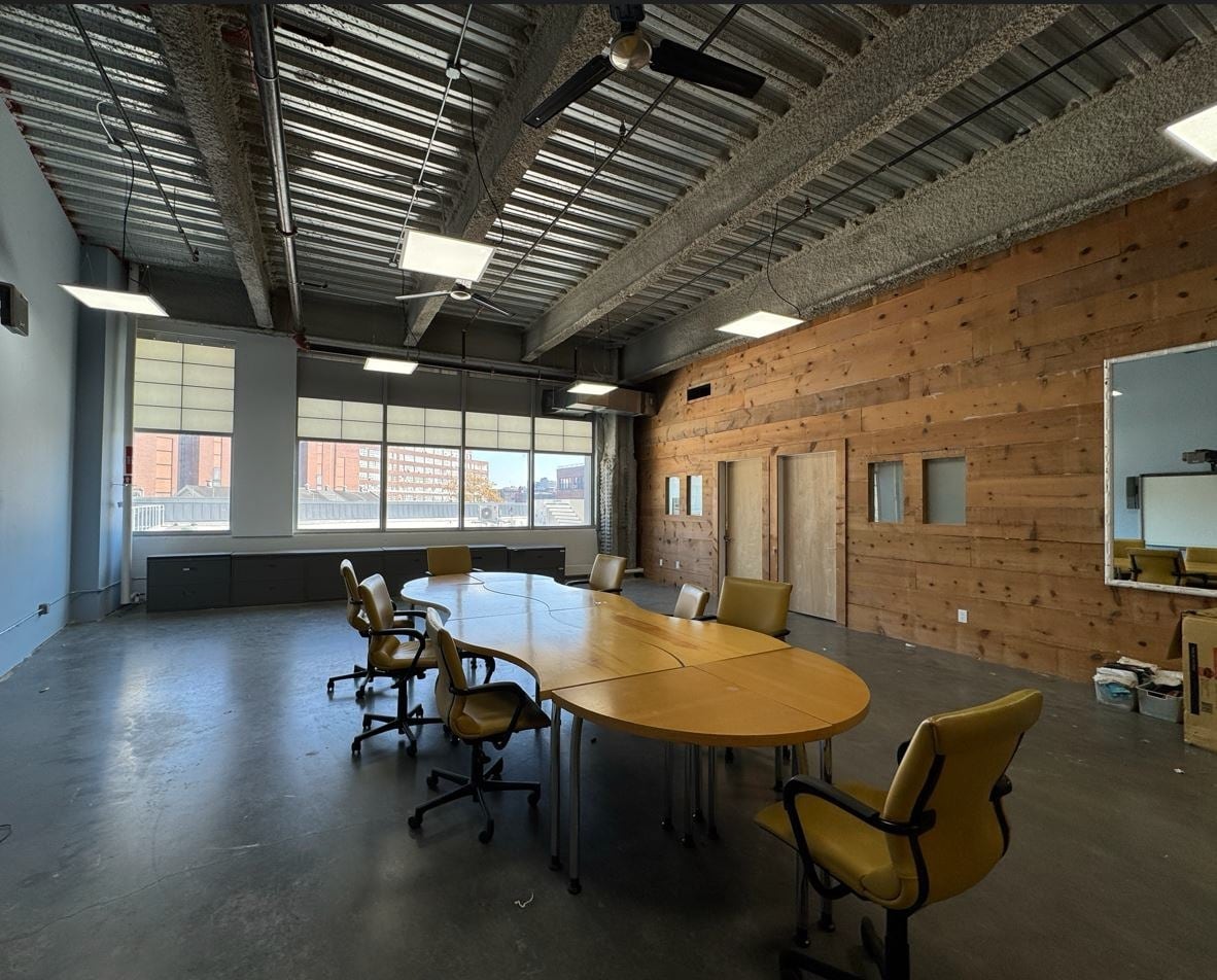 141 Flushing Ave, Brooklyn, NY en alquiler Foto del interior- Imagen 1 de 3