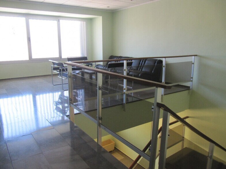 Nave en MONÒVER en alquiler - Foto del edificio - Imagen 3 de 14