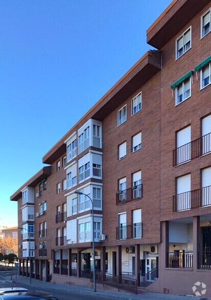 Local en Toledo, Toledo en alquiler - Foto del edificio - Imagen 2 de 2