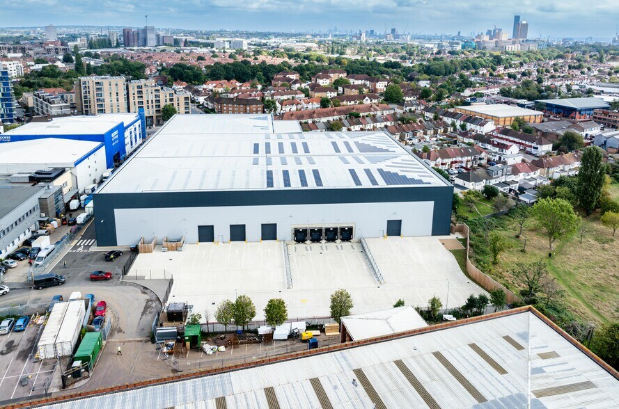 374 Ealing Rd, Wembley en alquiler - Foto del edificio - Imagen 3 de 5