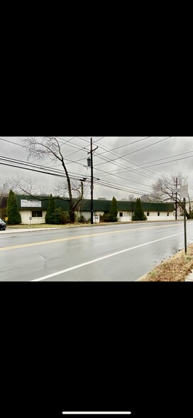 60 E Gloucester Pike, Barrington, NJ en venta - Foto del edificio - Imagen 1 de 6