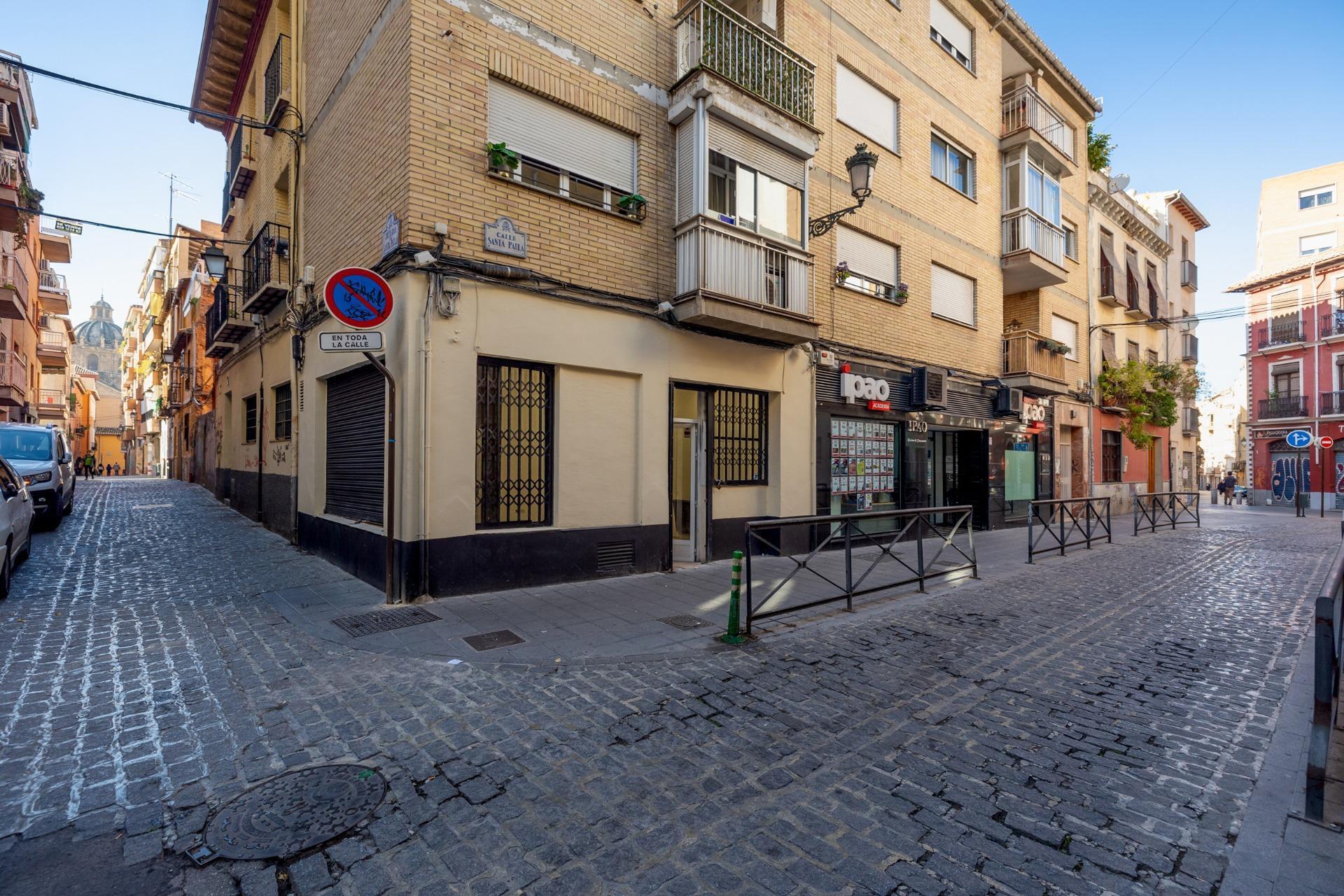 Local en Granada en venta Foto del edificio- Imagen 1 de 26