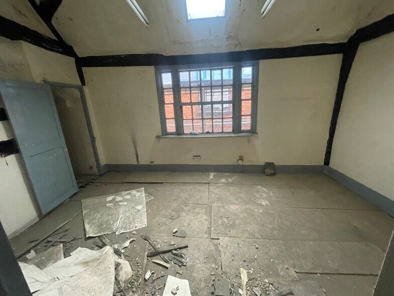 12-14 Market Sq, Leighton Buzzard en venta - Foto del interior - Imagen 3 de 6