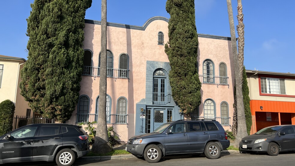 1537 Corinth Ave, Los Angeles, CA en venta - Foto del edificio - Imagen 2 de 3