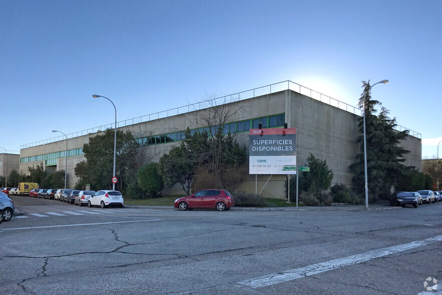 Avenida Cañada, 56, Coslada, Madrid en alquiler - Foto del edificio - Imagen 2 de 2