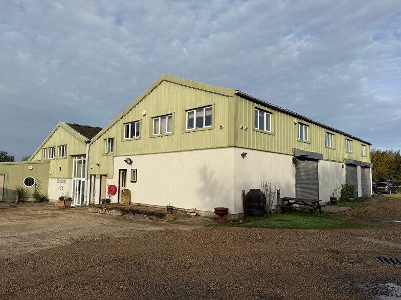 Mill Ln, Pulborough en alquiler - Foto del edificio - Imagen 3 de 12