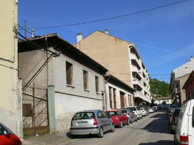 Más detalles de Carrer Mossèn Gelabert, 3, Olot - Nave en venta