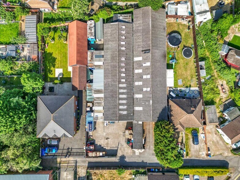 10A-10B Whitehall Ln, Erith en venta - Foto del edificio - Imagen 2 de 9