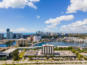 2500 E Hallandale Beach Blvd, Hallandale Beach, FL - vista aérea  vista de mapa - Image1