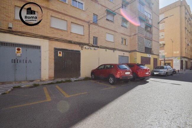 Más detalles de Calle Ingeniero Santa Cruz, 6, Granada - Local en venta