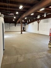 108 Clematis Ave, Waltham, MA en alquiler Foto del edificio- Imagen 2 de 6