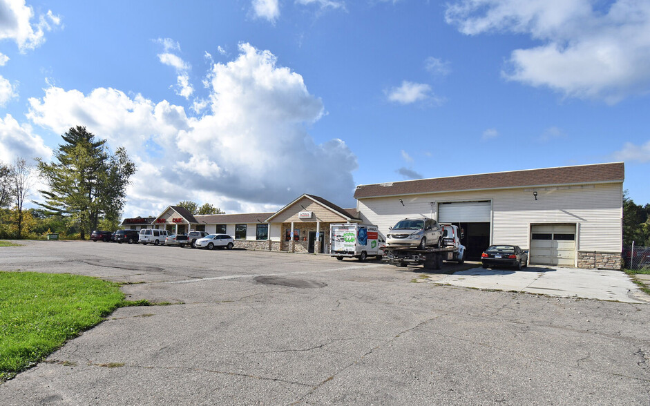 205 N Ridge St, Port Sanilac, MI en venta - Foto del edificio - Imagen 2 de 23