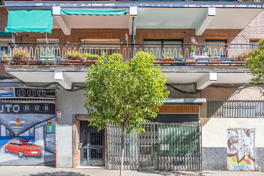Calle Alejandro Sánchez, 47, Madrid, Madrid en venta - Foto del edificio - Imagen 2 de 2
