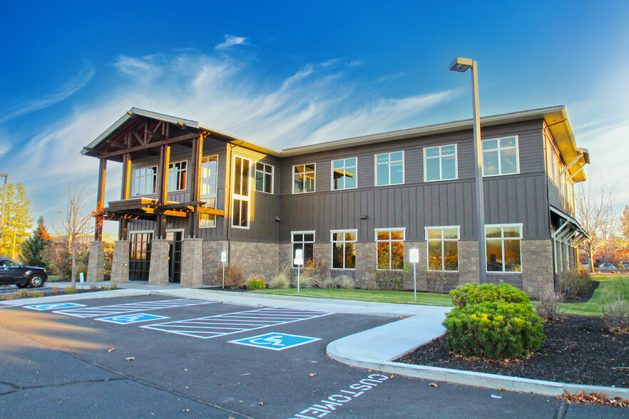 965 SW Emkay Dr, Bend, OR en alquiler - Foto del edificio - Imagen 1 de 10