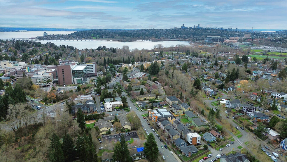 3907 NE 50th St, Seattle, WA en venta - Foto del edificio - Imagen 1 de 13