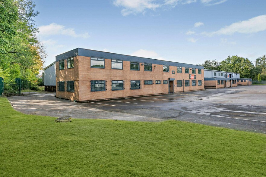 Transpennine Trading Estate, Gorrells Way, Rochdale en alquiler - Foto del edificio - Imagen 3 de 15