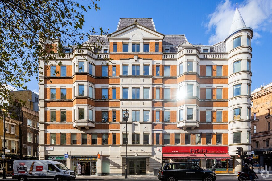 39-41 Charing Cross Rd, London en alquiler - Foto del edificio - Imagen 3 de 3
