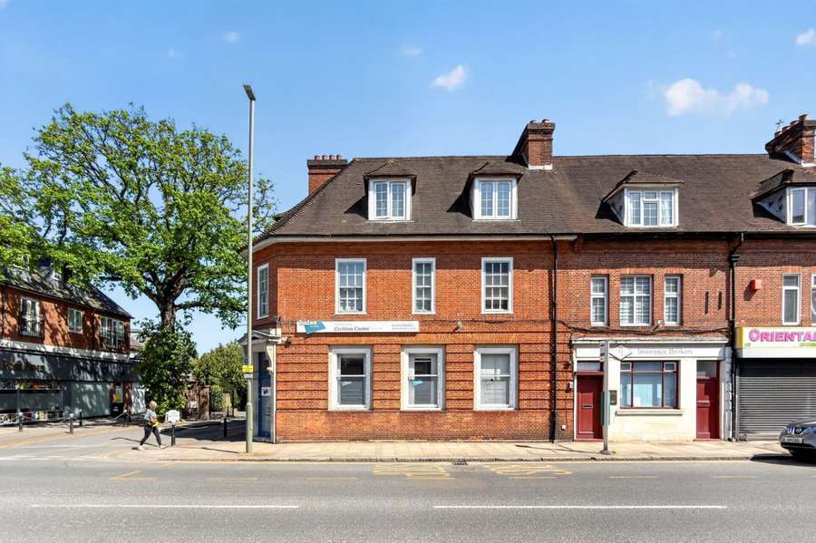 111 Queens Rd, Weybridge en venta Foto del edificio- Imagen 1 de 4