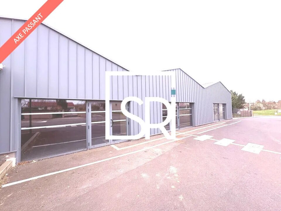 Local en LES MARTRES-D'ARTIERE en venta Foto del edificio- Imagen 1 de 11