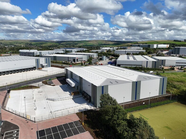 John Milne Av, Rochdale en alquiler - Foto del edificio - Imagen 3 de 38