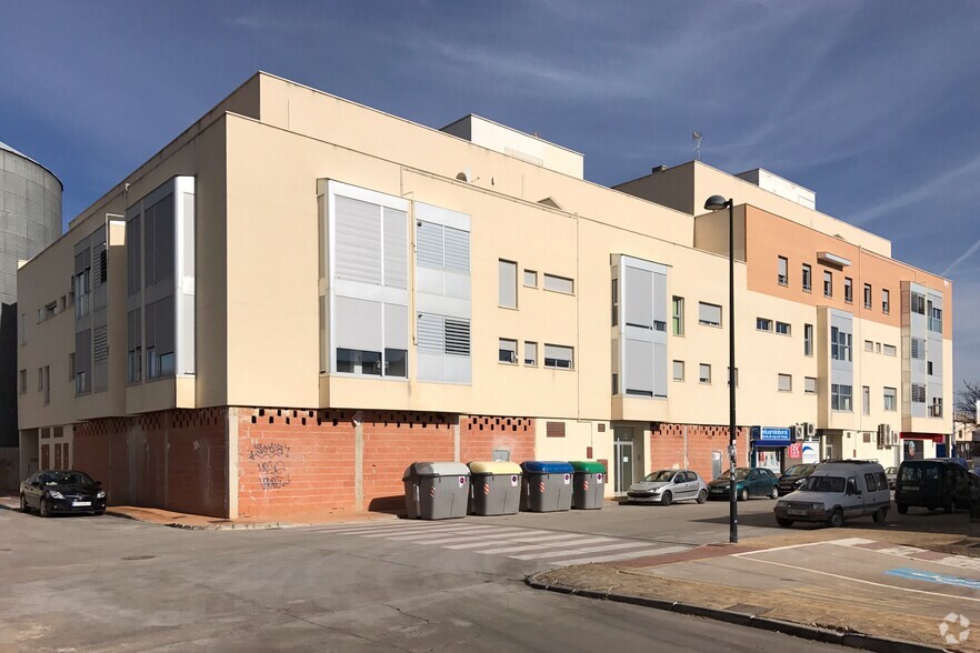 Avenida Jardines De La Estación, 2, Quintanar de la Orden, Toledo en alquiler - Foto del edificio - Imagen 2 de 3