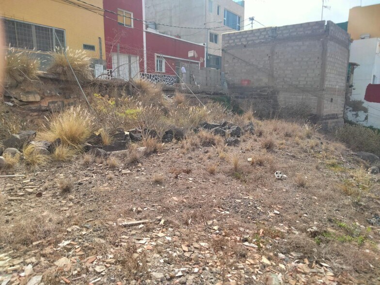 Calle Mariquita Jiménez, 16, Las Palmas de Gran Canaria, Las Palmas en venta - Foto del edificio - Imagen 3 de 12