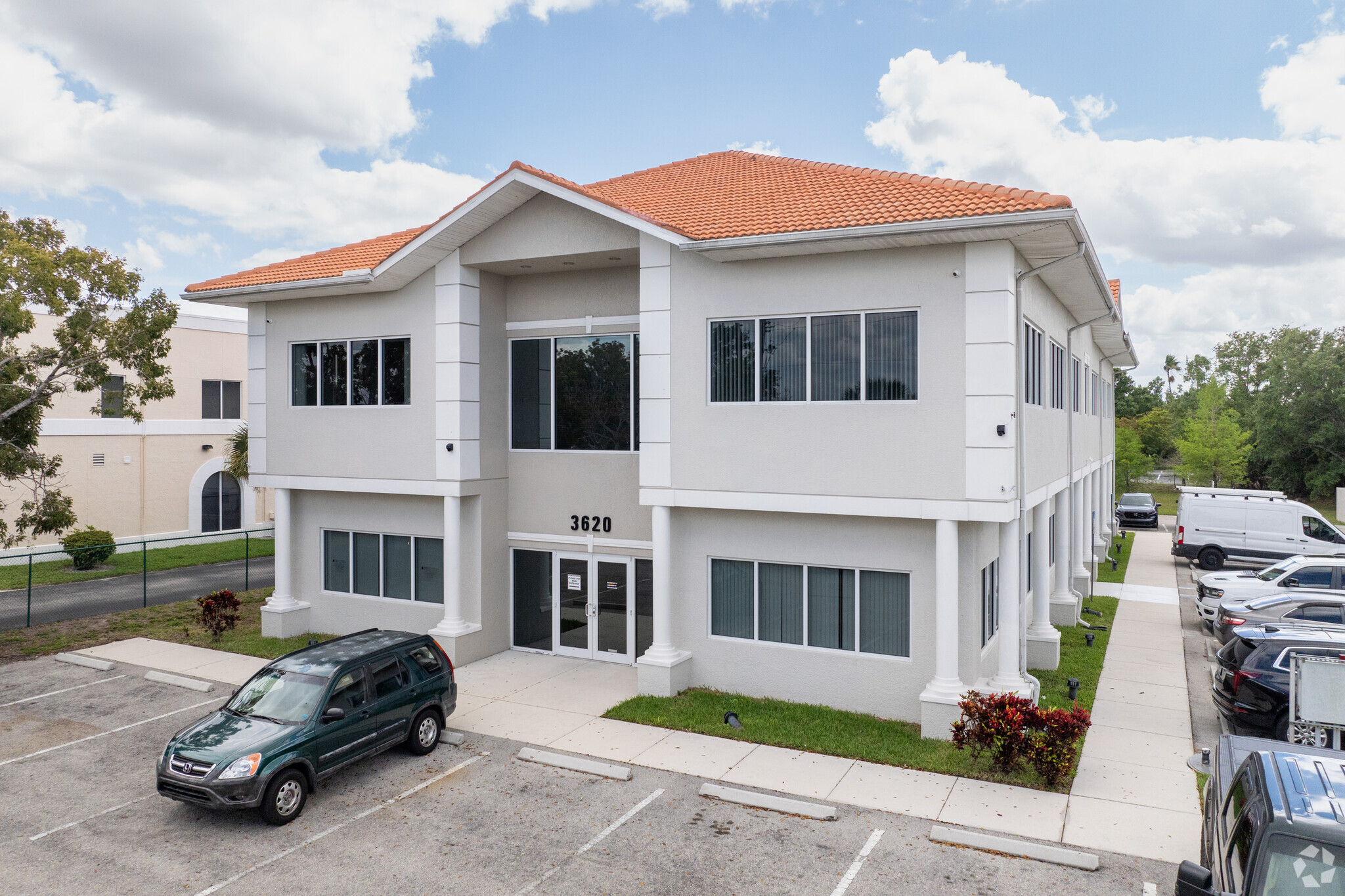 3620 Colonial Blvd, Fort Myers, FL en alquiler Foto del edificio- Imagen 1 de 9