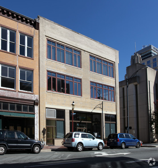 505 N Liberty St, Winston-Salem, NC en venta - Foto del edificio - Imagen 3 de 4