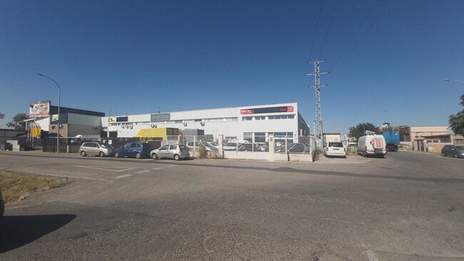 Más detalles de Calle Derbi, 12, Loeches - Nave en venta