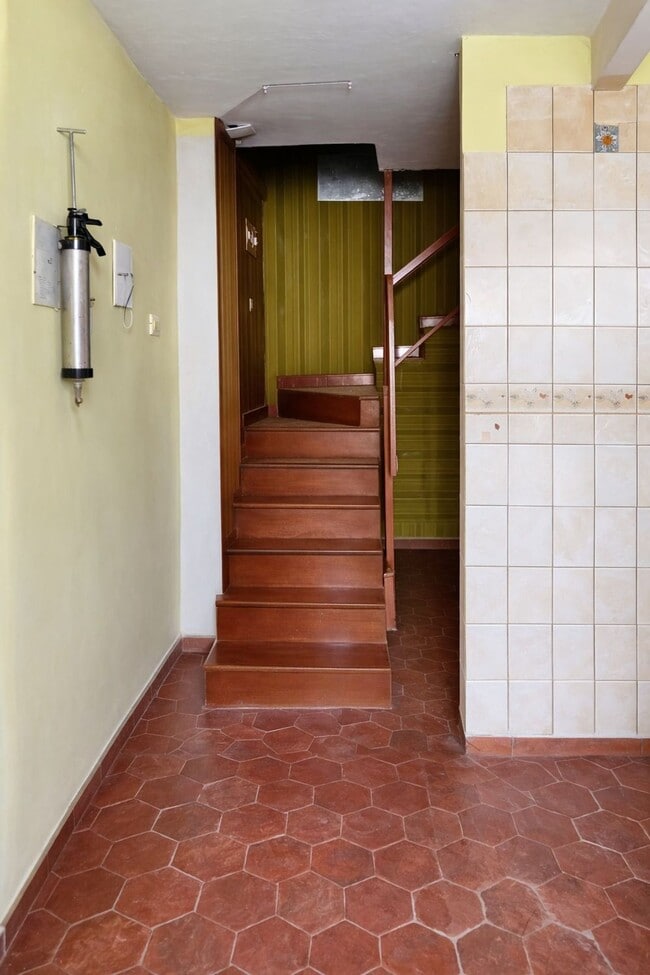 Más detalles de Calle Andalucía, 17, Gijón - Local en venta