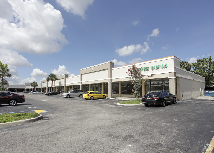 5301-5371 N State Road 7, Tamarac, FL en alquiler - Foto del edificio - Imagen 2 de 17