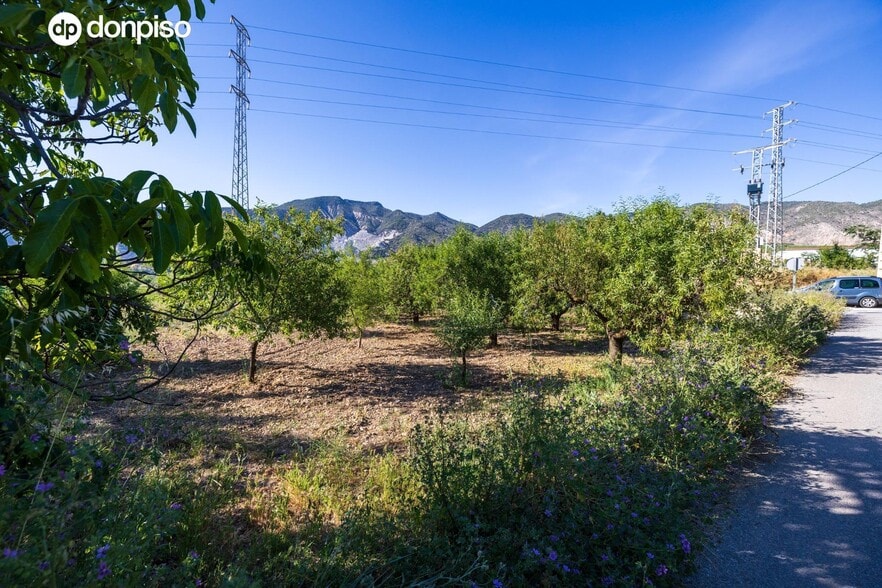 Dúrcal, 13, Dúrcal, Granada en venta - Foto del edificio - Imagen 2 de 33