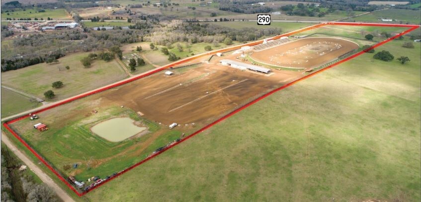 1175 County Road 202, Paige, TX en venta - Foto del edificio - Imagen 3 de 8