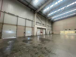Más detalles de Polígono Parque Logístico, 4, Carmona - Nave en alquiler