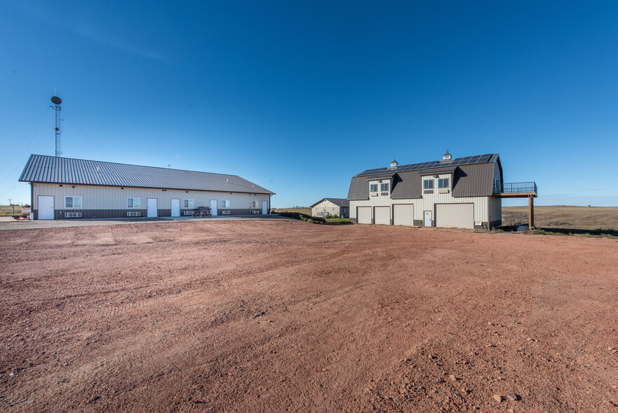 13603 38th St SW, Belfield, ND en alquiler - Foto principal - Imagen 1 de 126