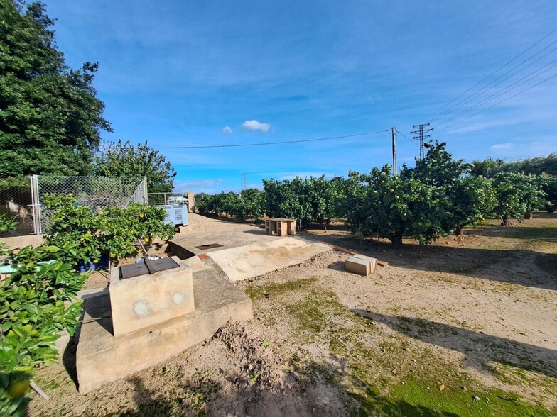 Polígono, Alzira de, 5, Alzira, Valencia en venta - Foto del edificio - Imagen 3 de 12