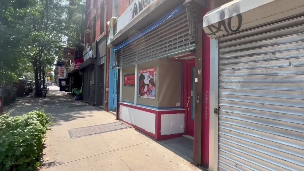 202 7th Ave, Brooklyn, NY en alquiler - Vídeo de anuncio comercial - Imagen 2 de 15