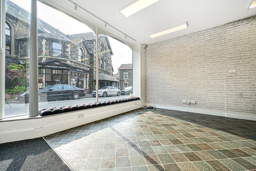 26 Main Rd, Windermere en venta - Foto del edificio - Imagen 2 de 27