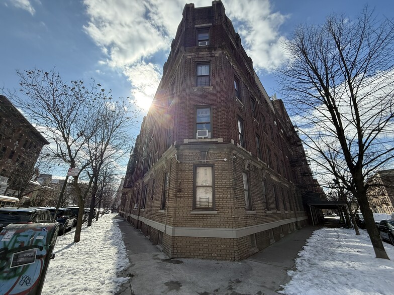 580 E 22nd St, Brooklyn, NY en venta - Foto del edificio - Imagen 3 de 29