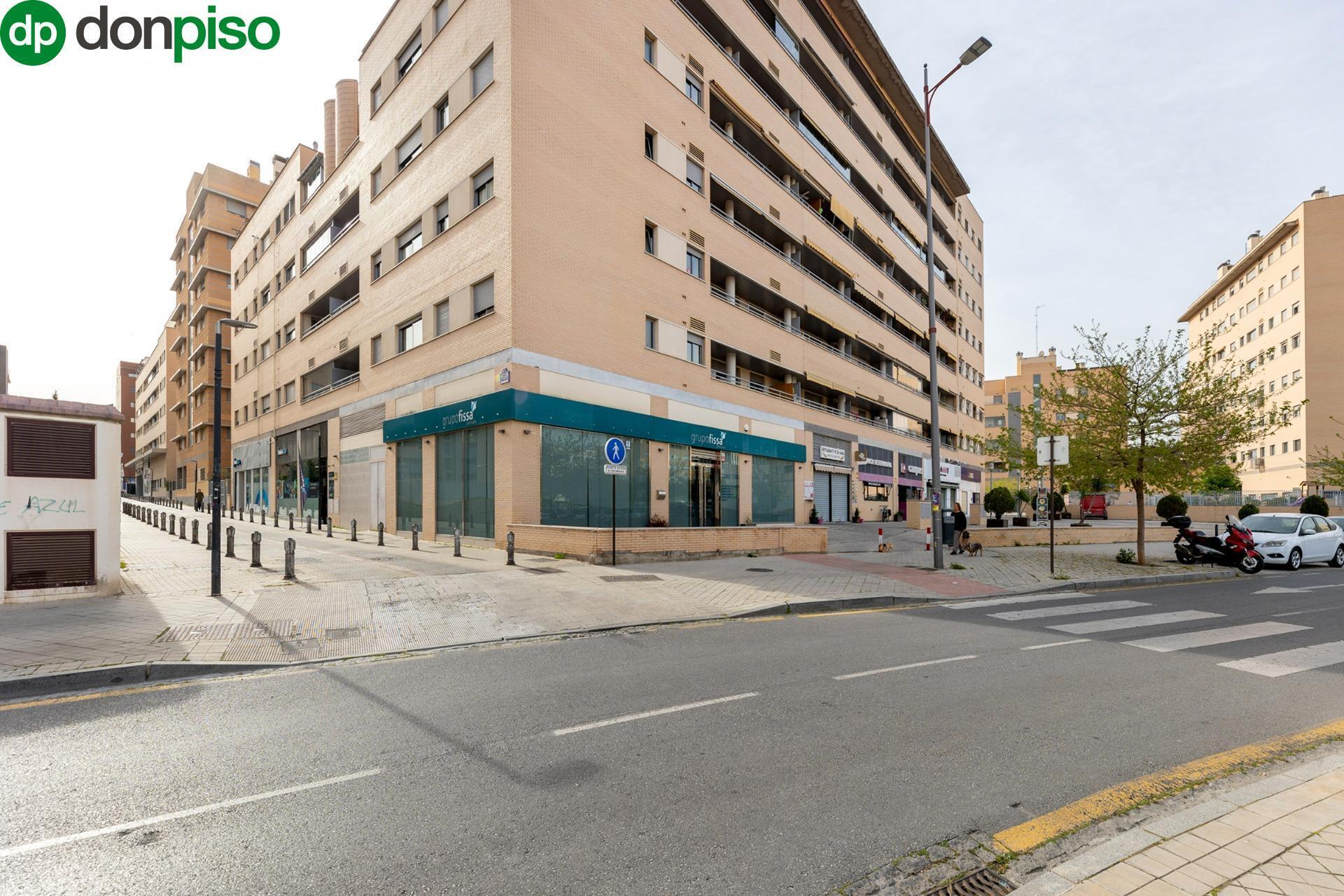 Avenida Ilustración, 87, Granada, Granada en venta Foto del edificio- Imagen 1 de 29