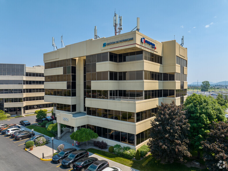 1550-1590 Rue Ampère, Boucherville, QC en alquiler - Foto del edificio - Imagen 3 de 7