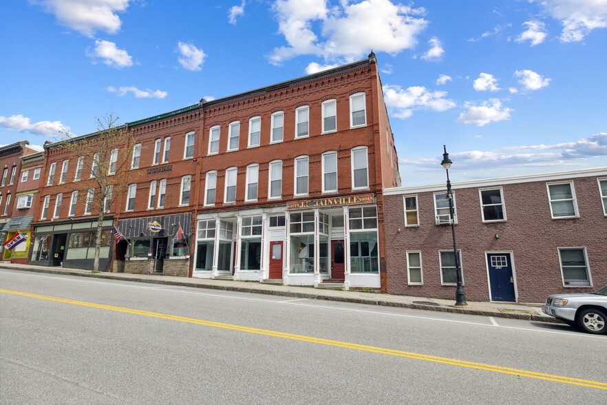 135 Main St, Pembroke, NH en alquiler - Foto del edificio - Imagen 3 de 18