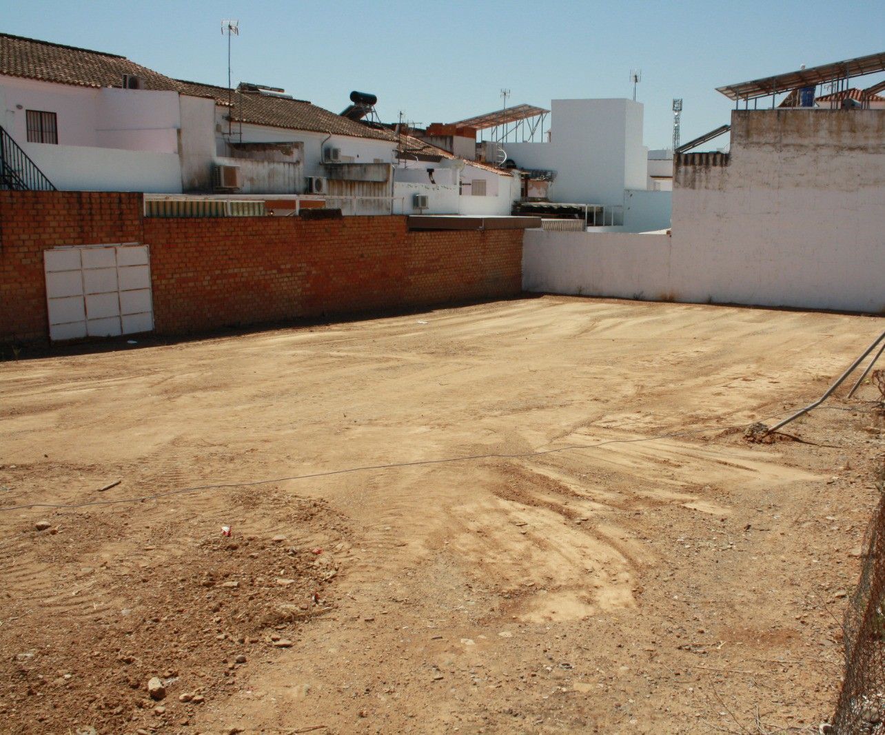 Calle Dolores Ibárruri, 40, Cantillana, Sevilla en venta Foto del edificio- Imagen 1 de 8