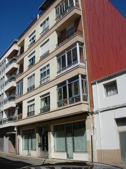 Local en Astorga, León en venta - Foto del edificio - Imagen 1 de 17