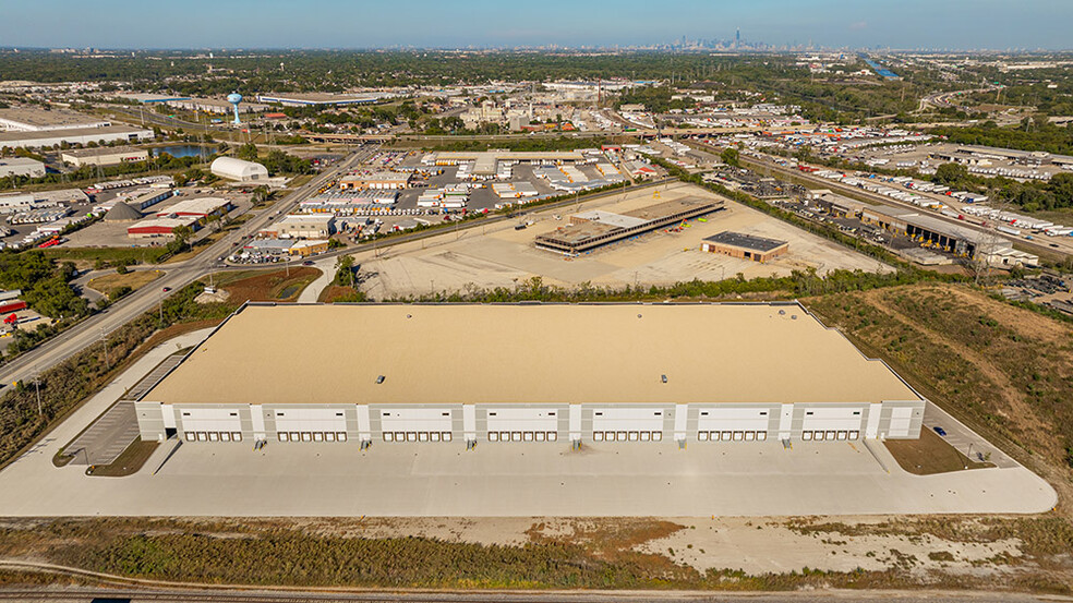 8701 W 53rd St, McCook, IL en alquiler - Foto del edificio - Imagen 2 de 12