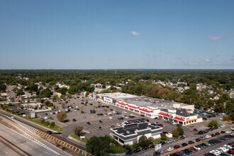 187 Sunrise Hwy, West Islip, NY - vista aérea  vista de mapa - Image1